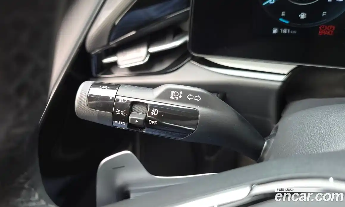 Kia Niro 2022 1.6 автомат (гидро), фото 21