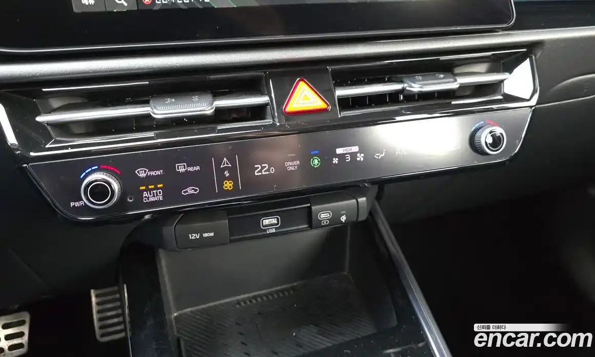 Kia Niro 2022 1.6 автомат (гидро), фото 23