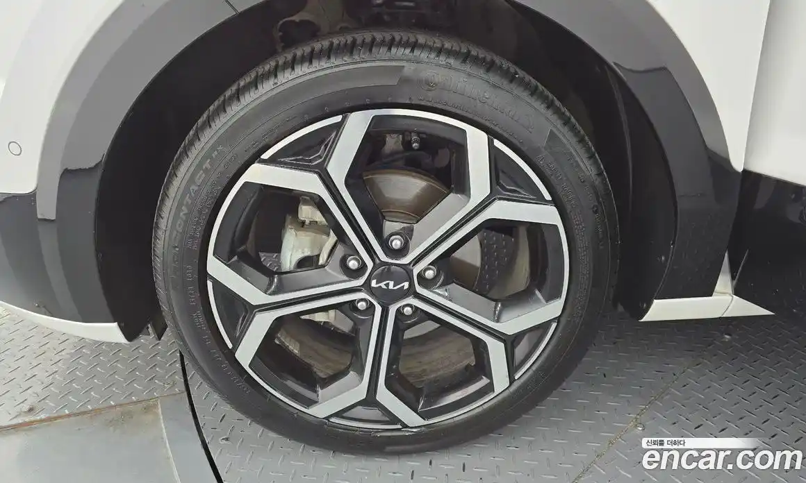 Kia Niro 2022 1.6 автомат (гидро), фото 5