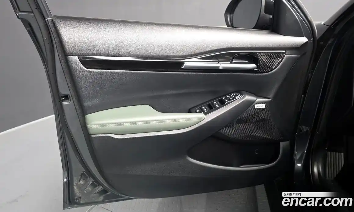 Kia Seltos 2023 1.6 автомат (гидро), фото 14