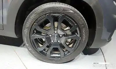 Kia Seltos 2023 1.6 автомат (гидро), миниатюра 7