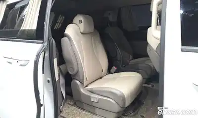 Kia Carnival 2023 3.5 автомат (гидро), миниатюра 12