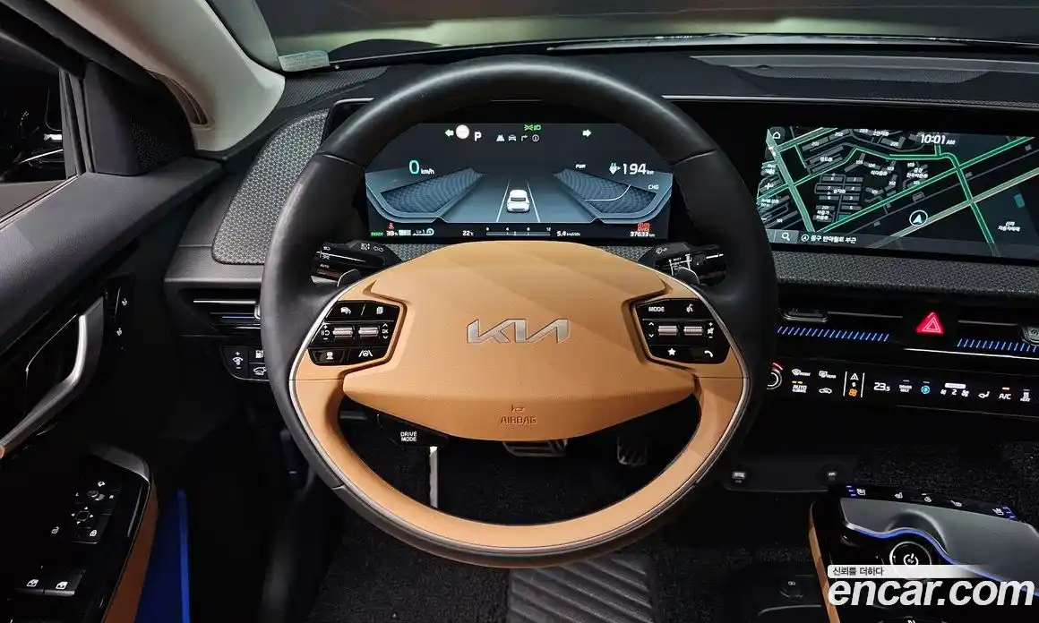 Kia EV6 2023 0.1 автомат (гидро), фото 17