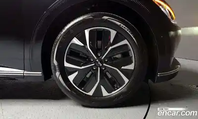 Kia EV6 2023 0.1 автомат (гидро), миниатюра 4