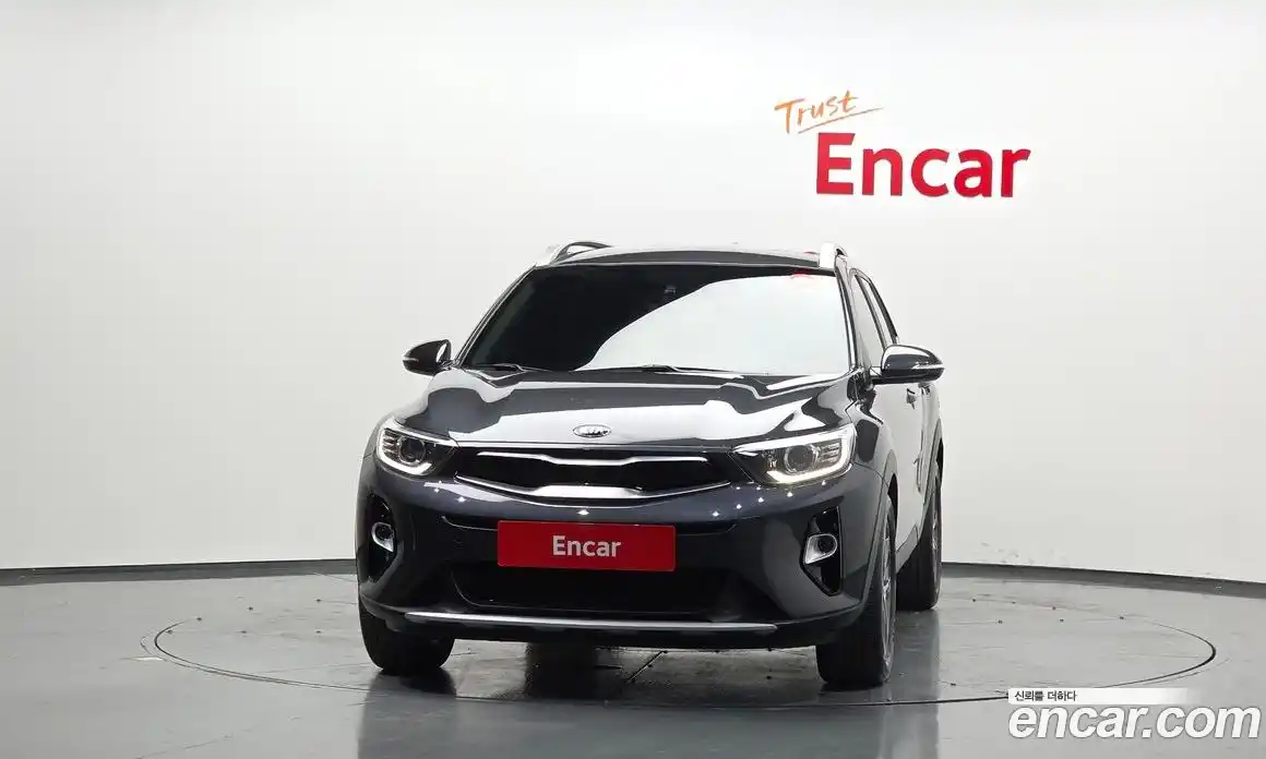 Kia Stonic 2019 1.4 автомат (гидро), фото 3