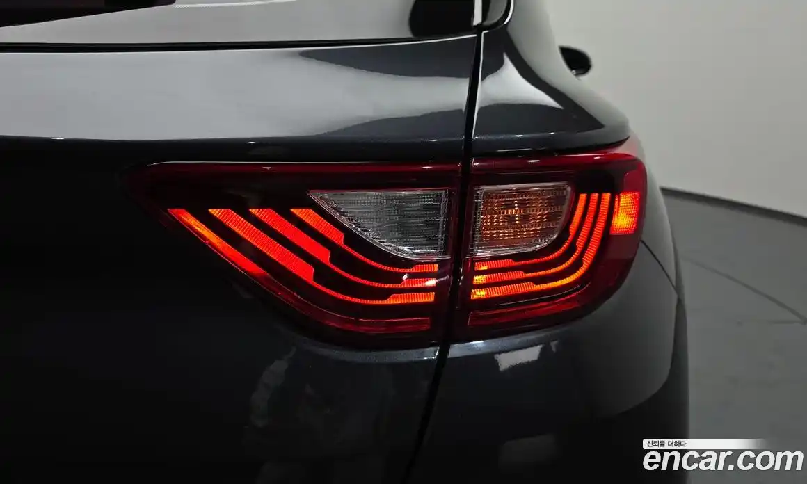 Kia Stonic 2019 1.4 автомат (гидро), фото 9