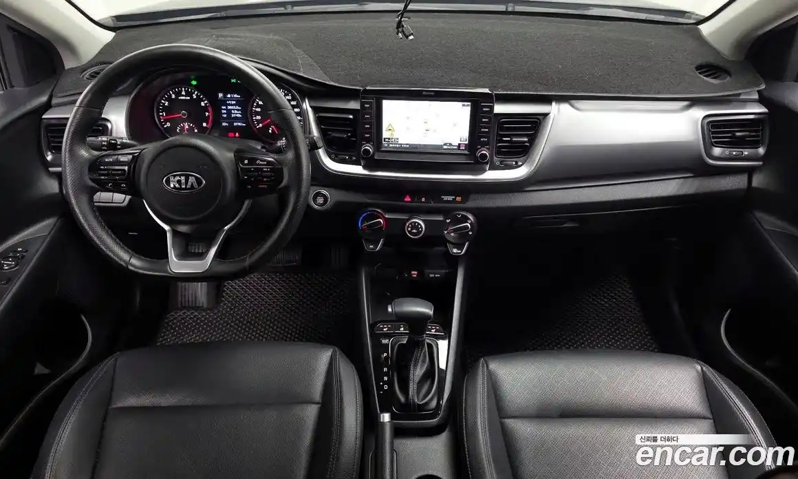 Kia Stonic 2019 1.4 автомат (гидро), фото 10