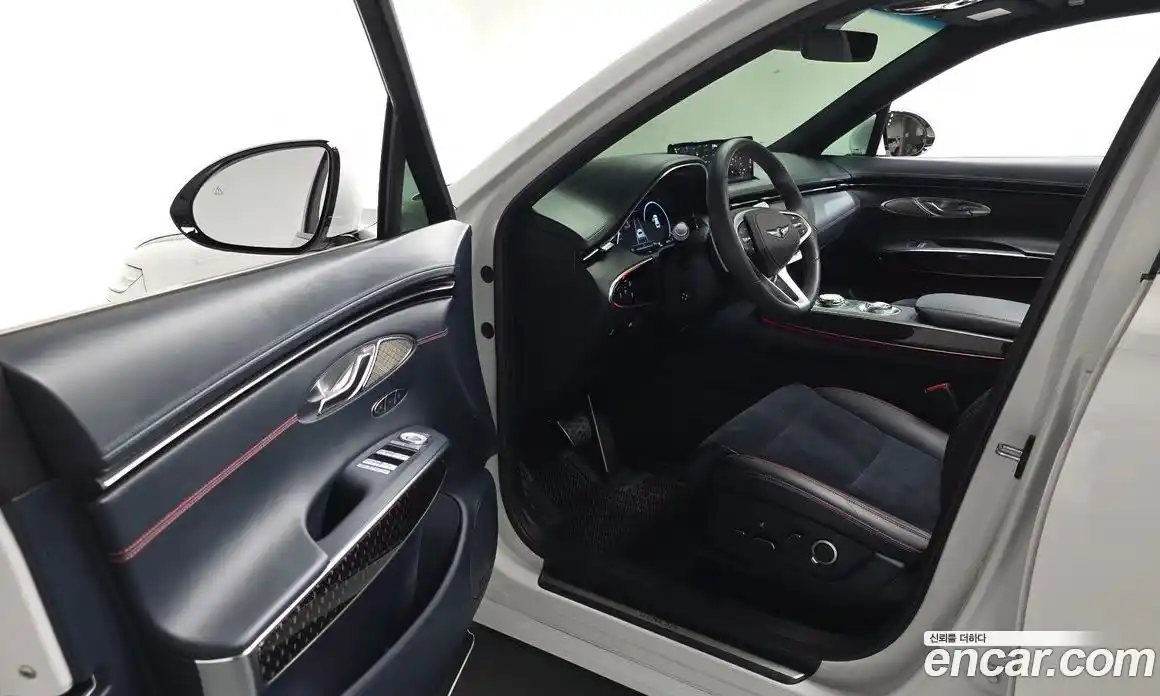 Genesis GV70 2023 2.5 автомат (гидро), фото 12
