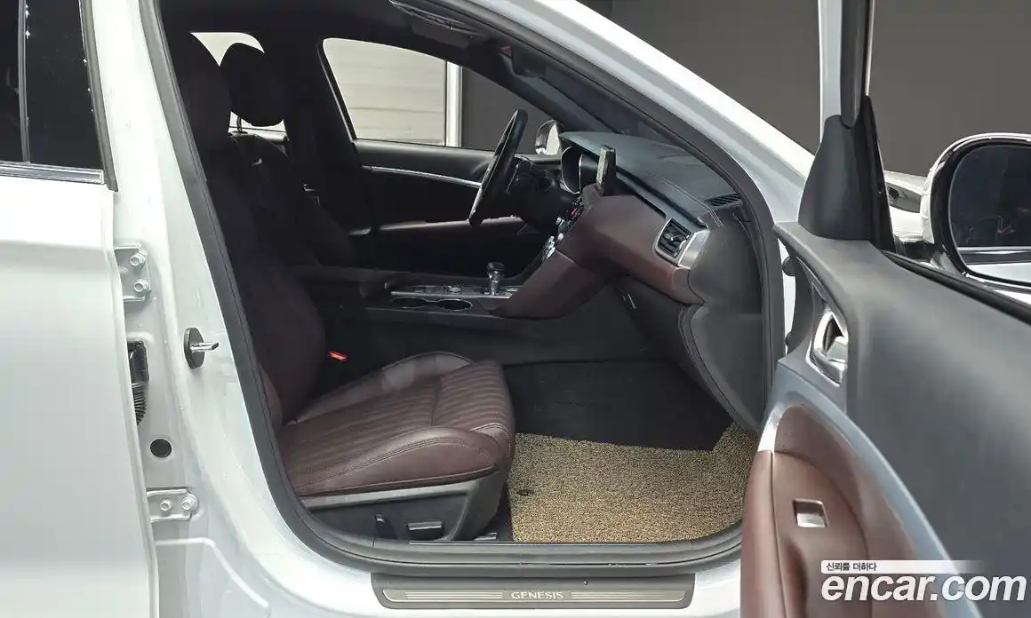 Genesis G70 2022 2.0 автомат (гидро), фото 16