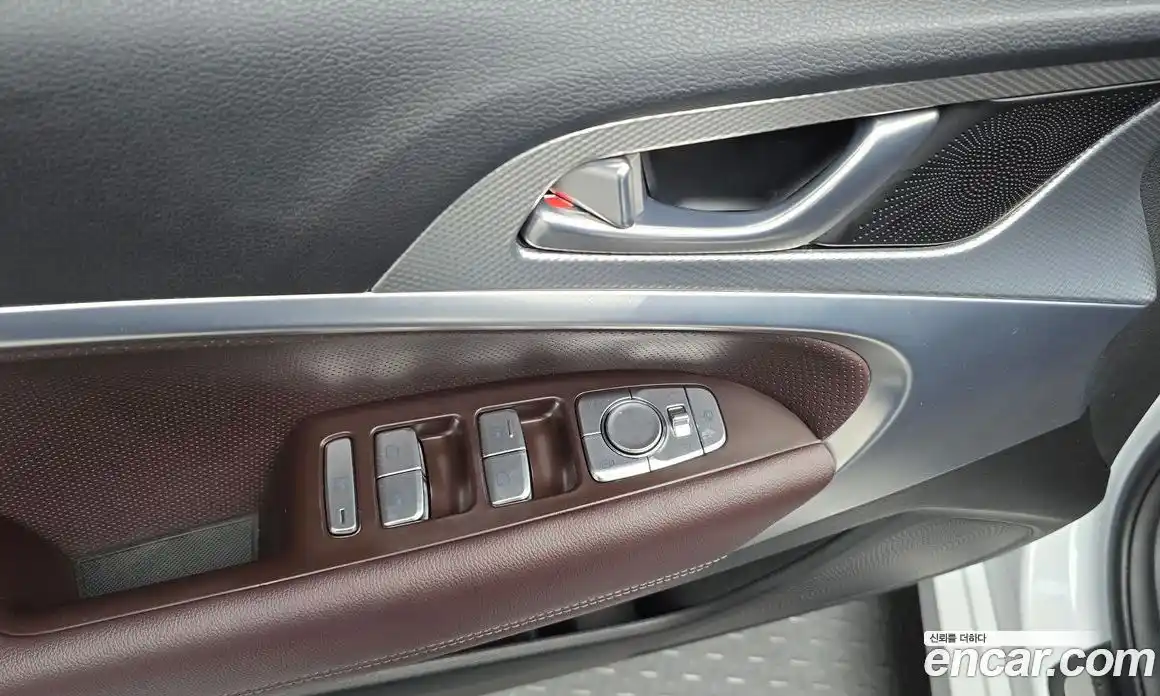 Genesis G70 2022 2.0 автомат (гидро), фото 26