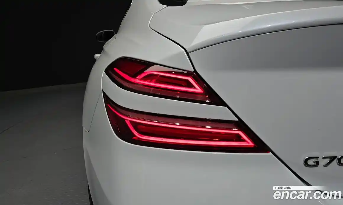 Genesis G70 2022 2.0 автомат (гидро), фото 9