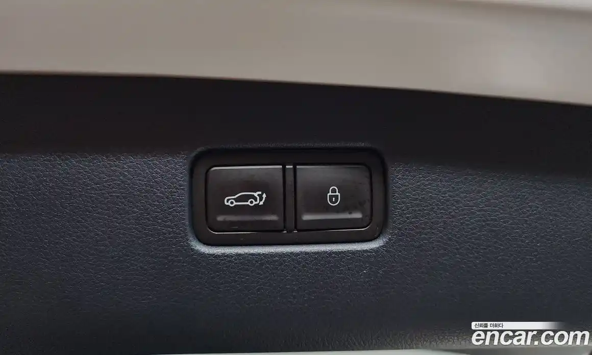 Genesis GV70 2023 2.5 автомат (гидро), фото 25