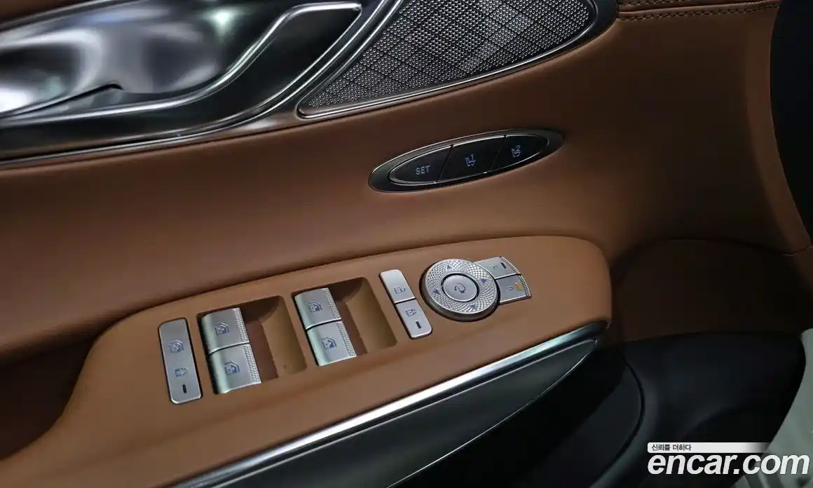 Genesis GV70 2022 2.5 автомат (гидро), фото 31