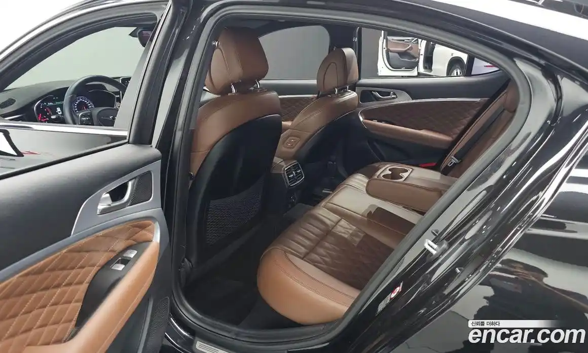 Genesis G70 2019 2.0 автомат (гидро), фото 12
