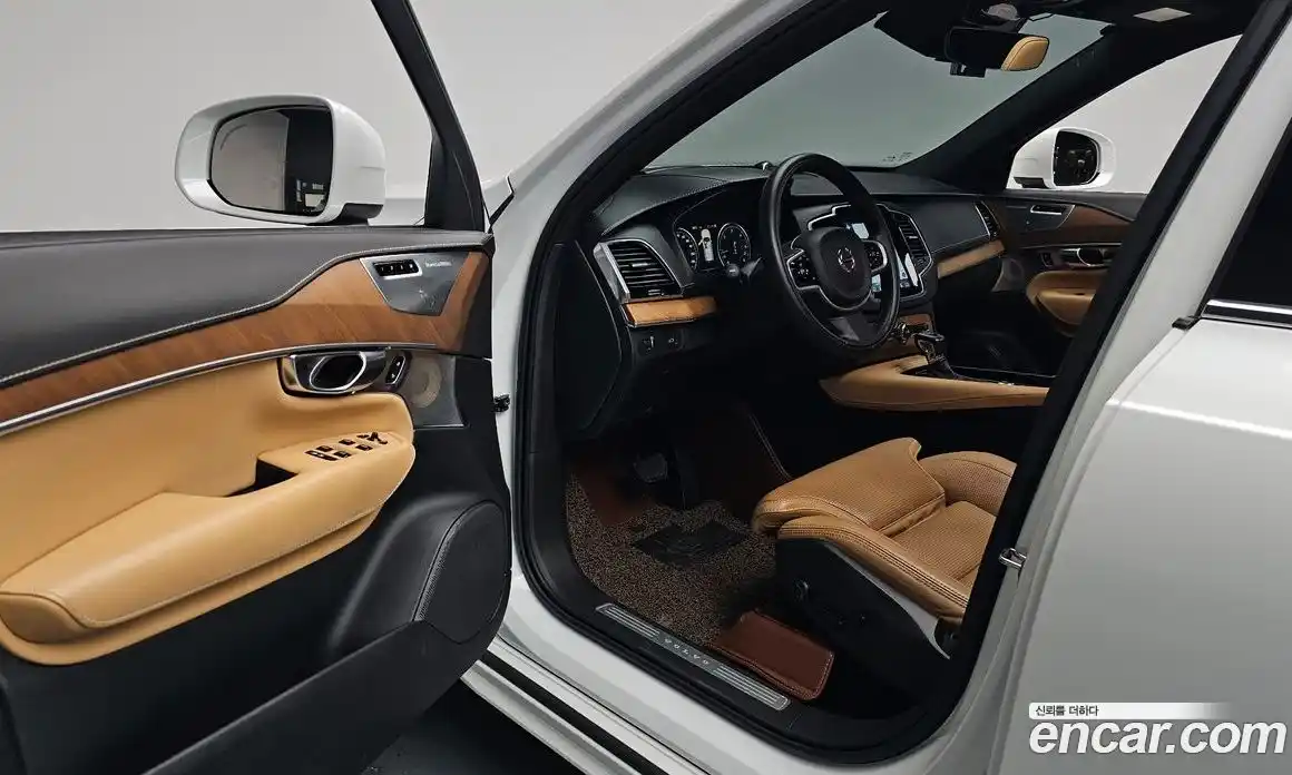 Volvo XC90 2018 2.0 автомат (гидро), фото 12