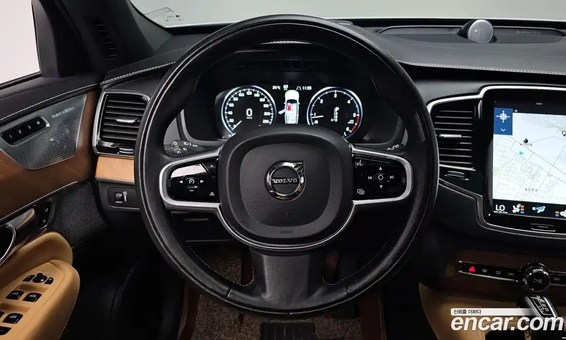 Volvo XC90 2018 2.0 автомат (гидро), фото 17