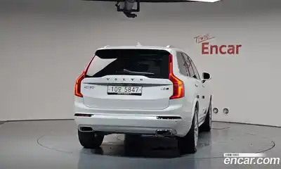 Volvo XC90 2018 2.0 автомат (гидро), миниатюра 3