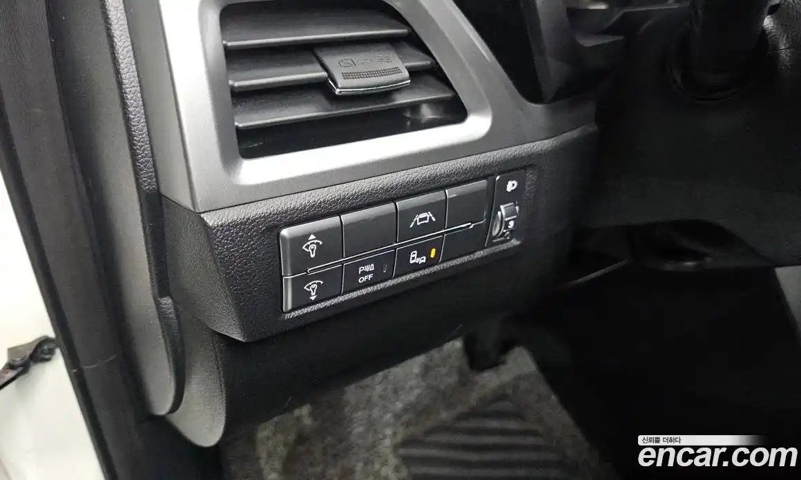 SsangYong Korando 2022 1.5 автомат (гидро), фото 16