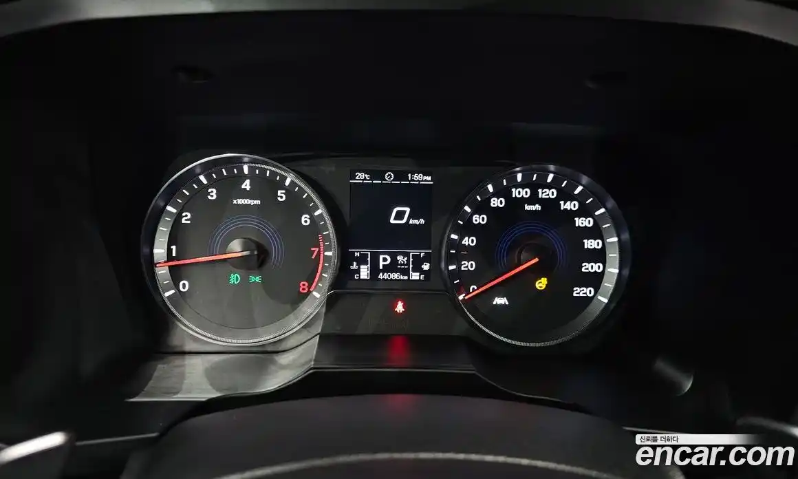 SsangYong Korando 2022 1.5 автомат (гидро), фото 8