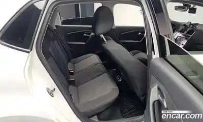 Volkswagen Polo 2015 1.4 автомат (гидро), миниатюра 11