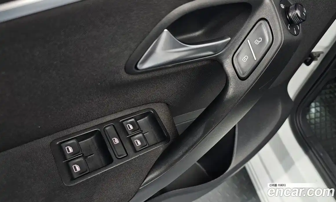 Volkswagen Polo 2015 1.4 автомат (гидро), фото 20
