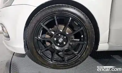 Volkswagen Polo 2015 1.4 автомат (гидро), миниатюра 5