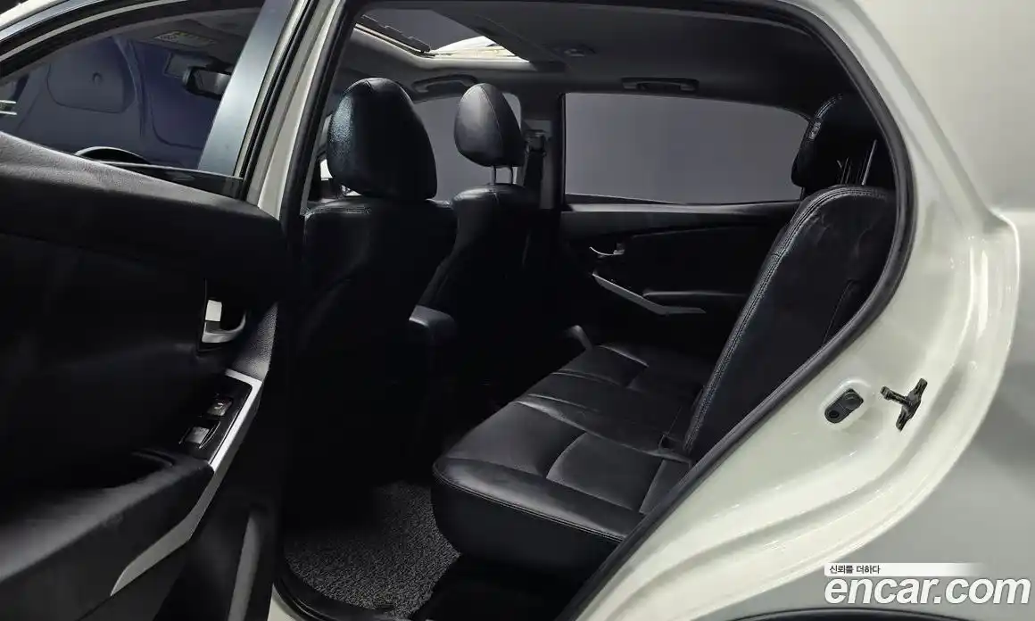 SsangYong Korando 2014 2.0 автомат (гидро), фото 18
