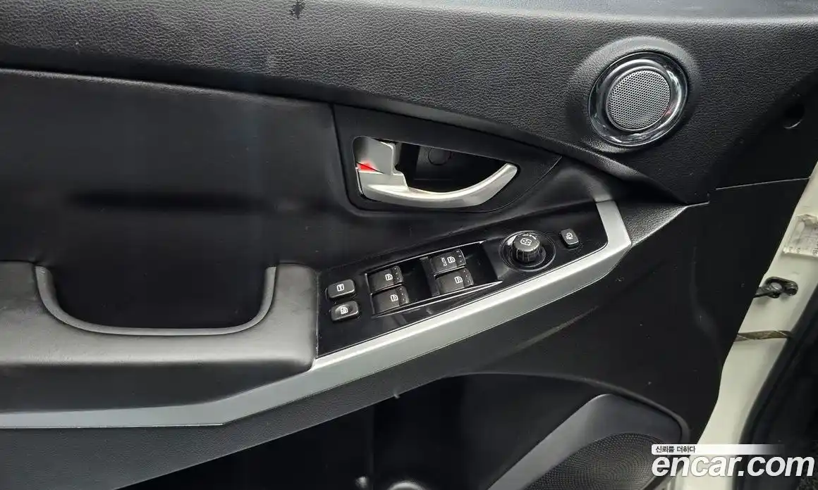 SsangYong Korando 2014 2.0 автомат (гидро), фото 24