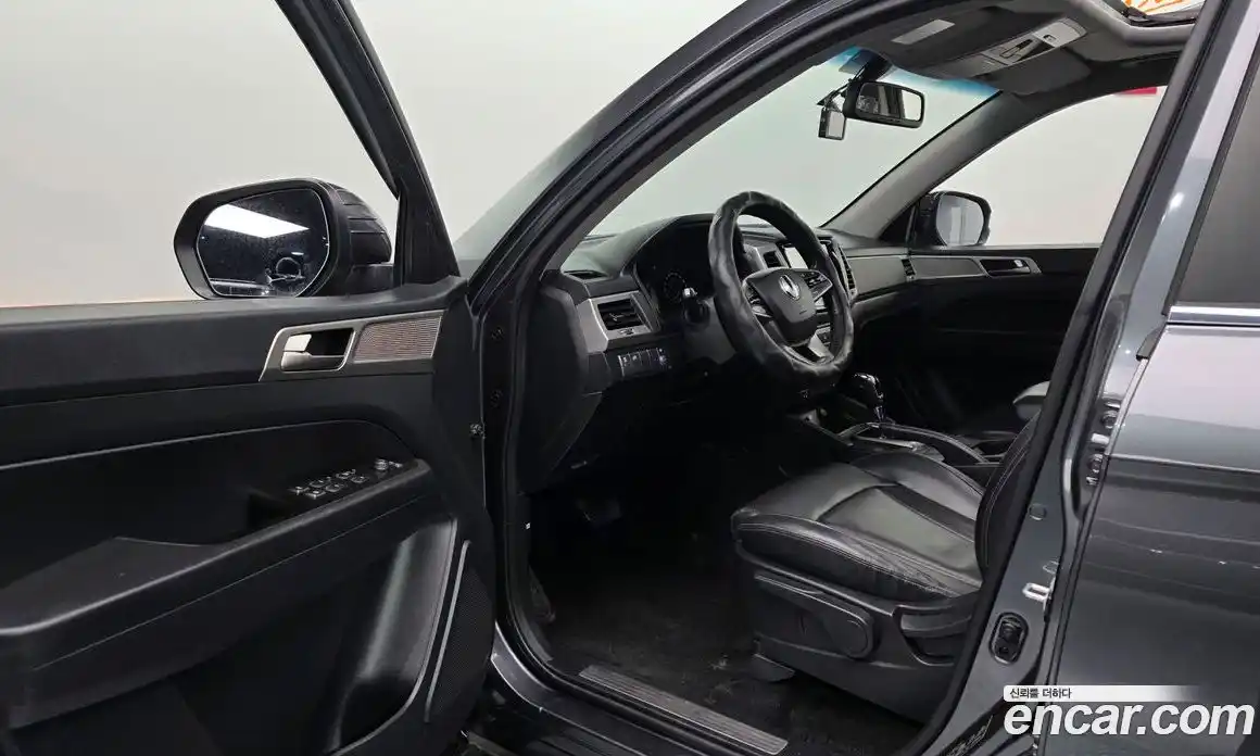 SsangYong Rexton 2018 2.2 автомат (гидро), фото 10