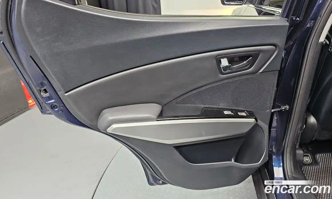 SsangYong TIBOLI 2015 1.6 автомат (гидро), фото 15