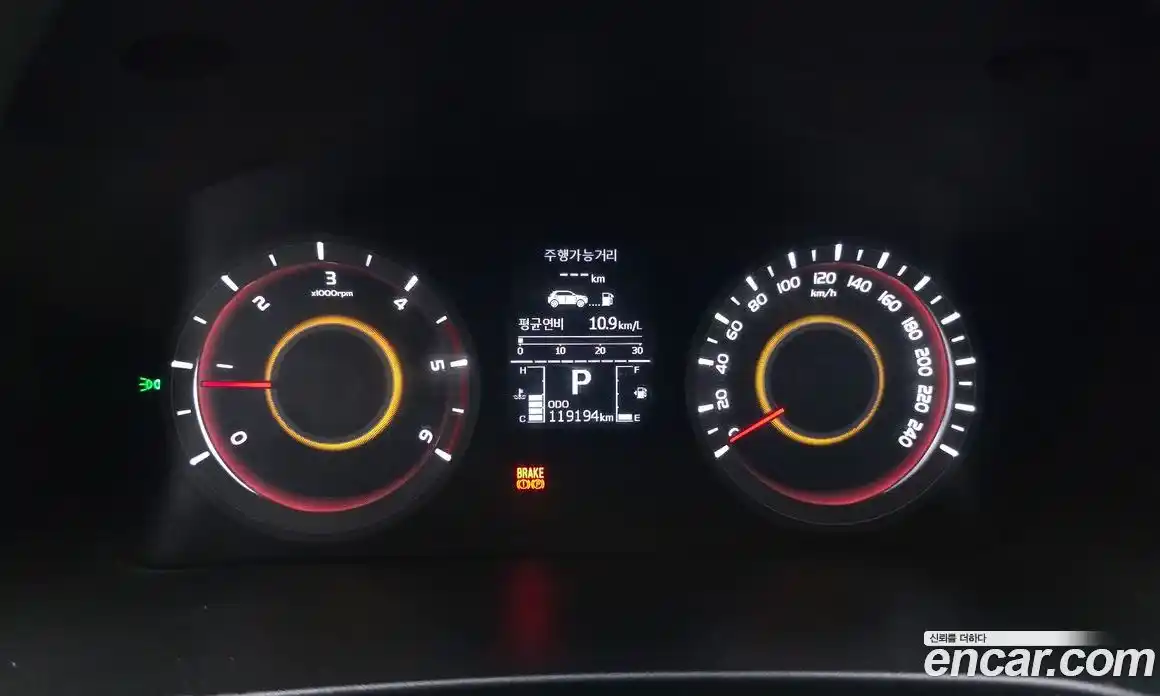 SsangYong Korando 2015 2.2 автомат (гидро), фото 11