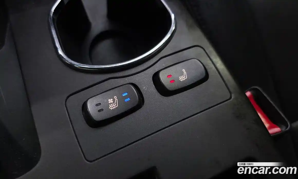 SsangYong Korando 2015 2.2 автомат (гидро), фото 22