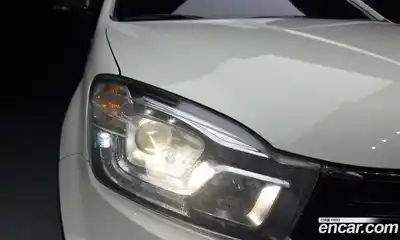 SsangYong Korando 2015 2.2 автомат (гидро), миниатюра 8
