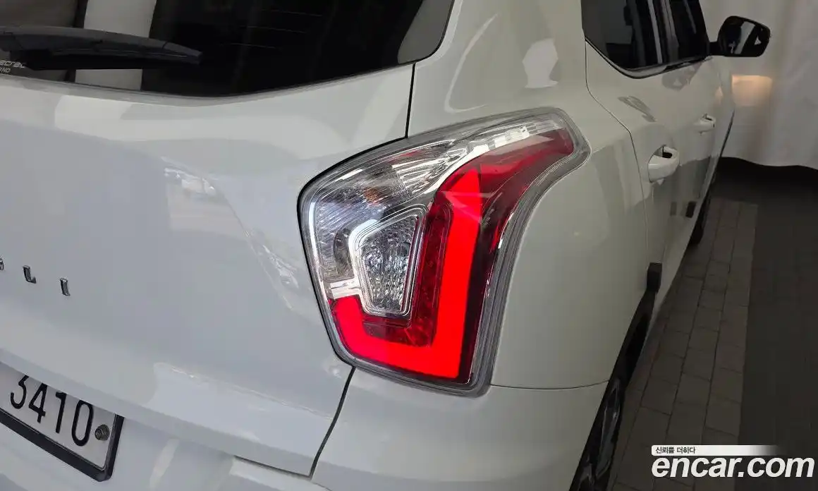 SsangYong TIBOLI 2017 1.6 автомат (гидро), фото 9