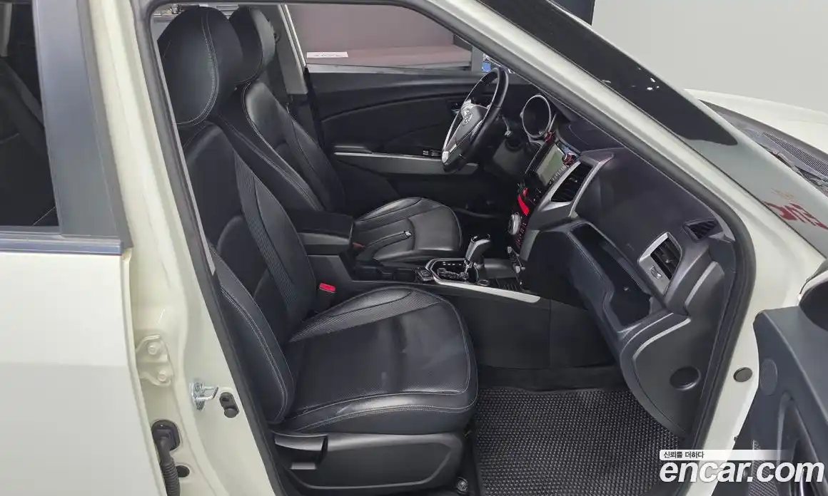 SsangYong TIBOLI 2016 1.6 автомат (гидро), фото 11