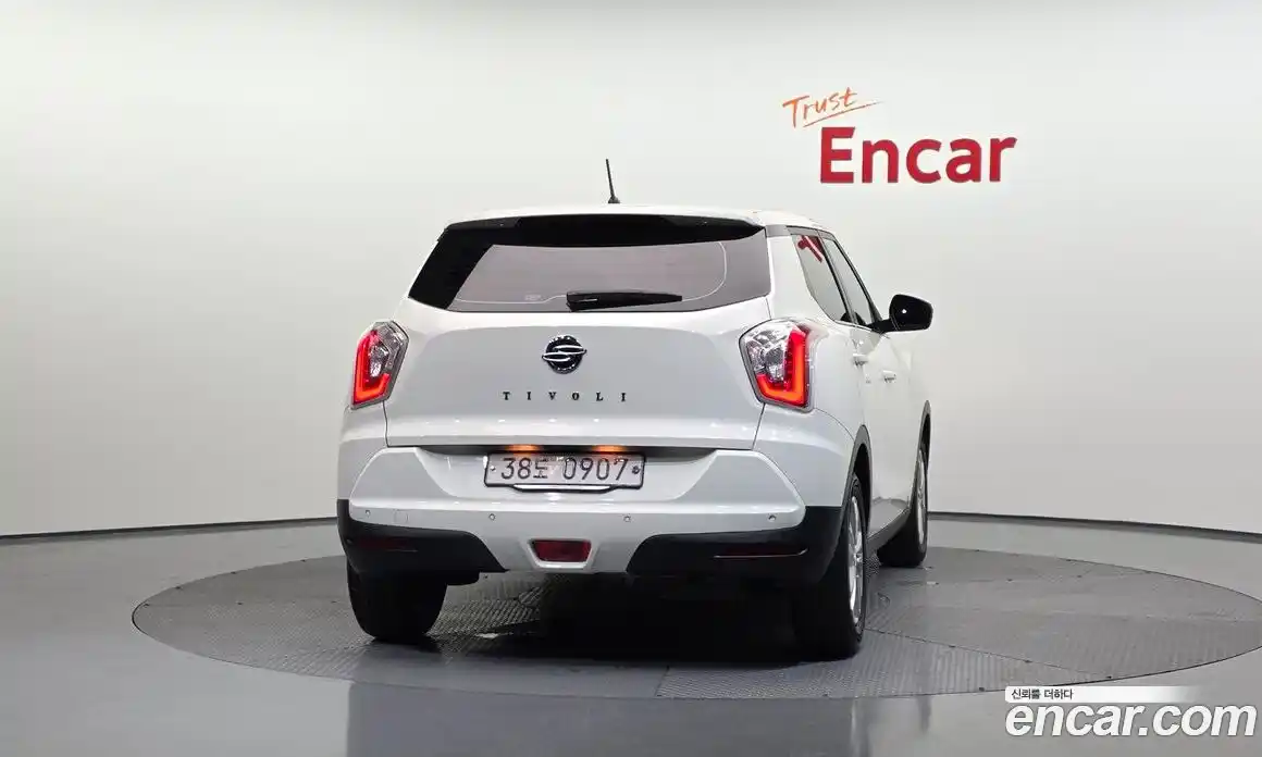 SsangYong TIBOLI 2016 1.6 автомат (гидро), фото 4