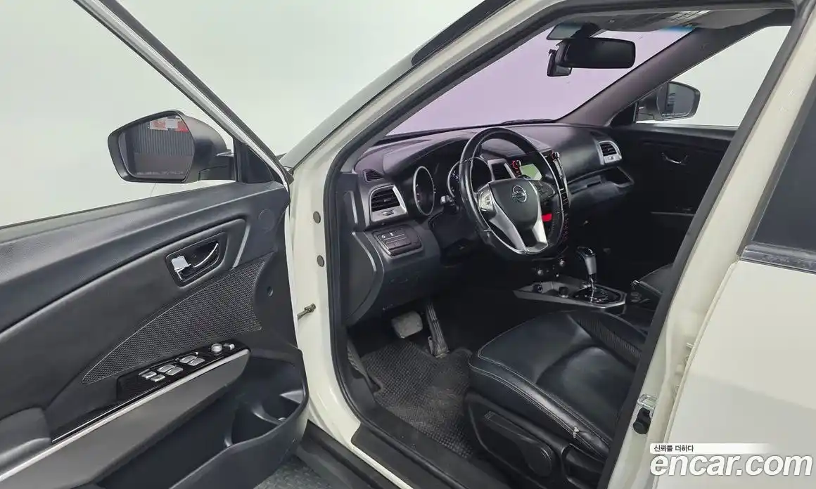 SsangYong TIBOLI 2016 1.6 автомат (гидро), фото 10