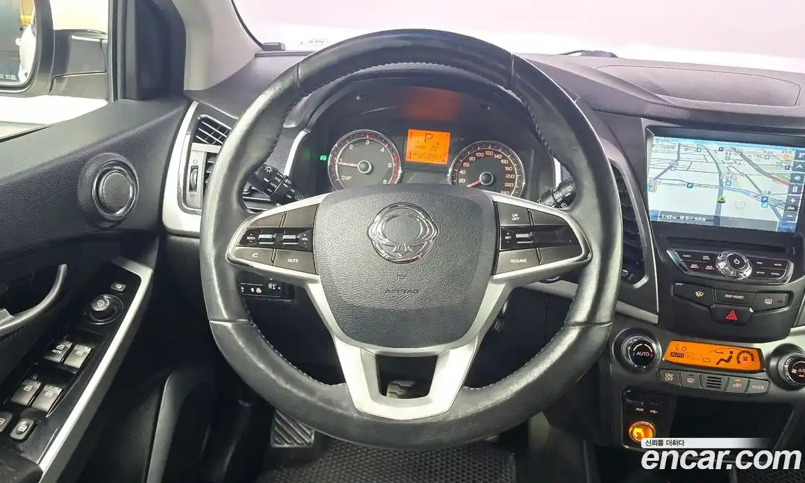SsangYong Korando 2017 2.2 автомат (гидро), фото 13