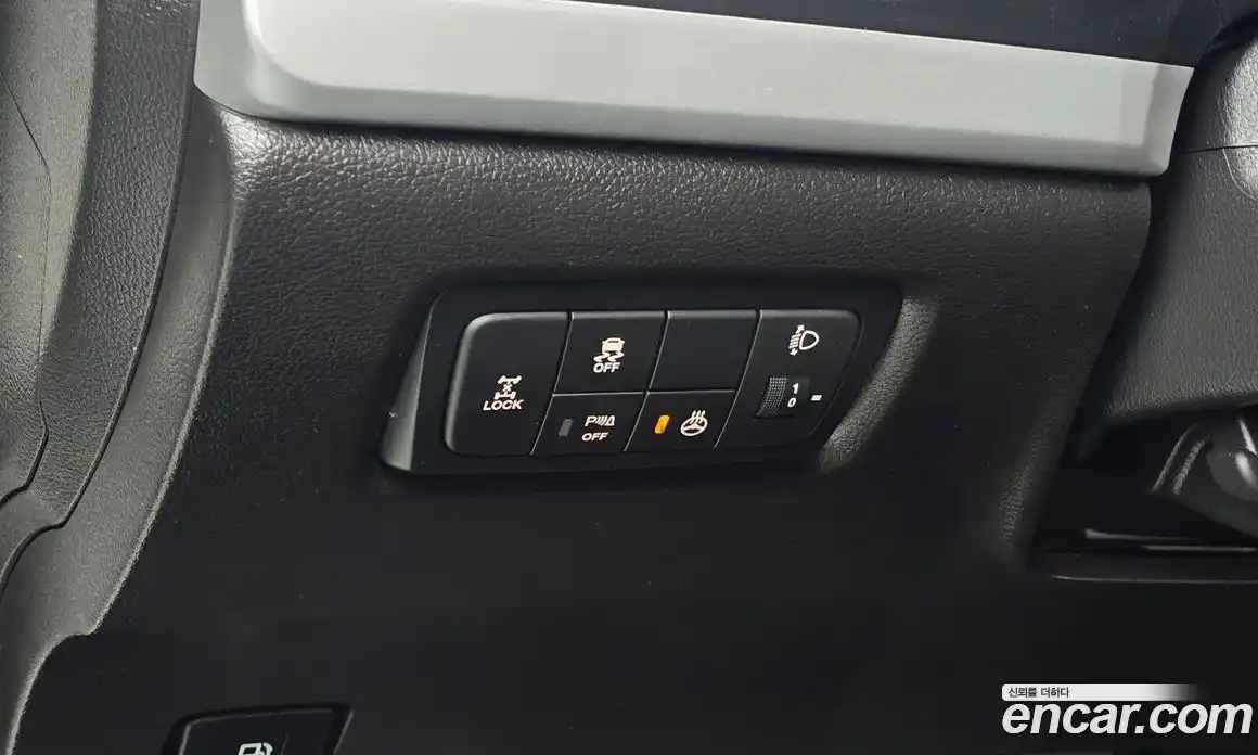 SsangYong Korando 2017 2.2 автомат (гидро), фото 14