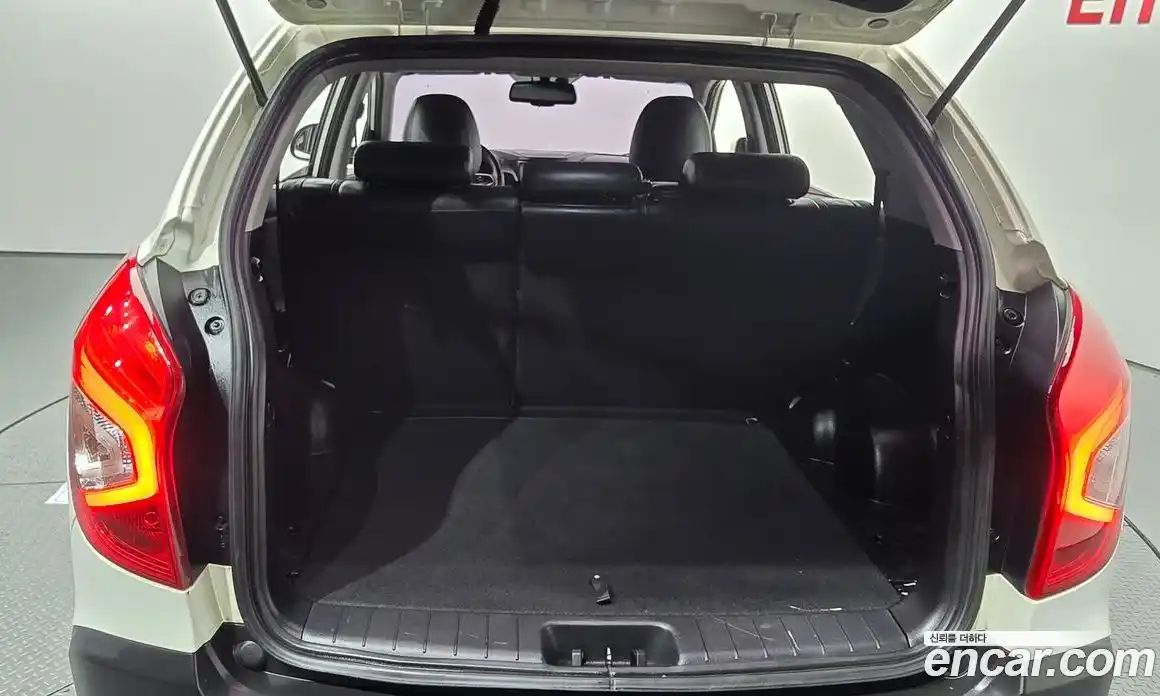 SsangYong Korando 2017 2.2 автомат (гидро), фото 20