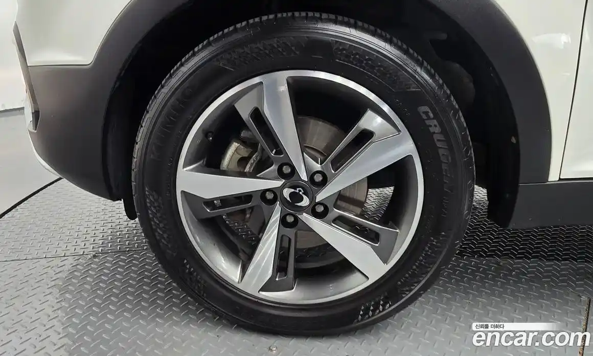 SsangYong Korando 2017 2.2 автомат (гидро), фото 5