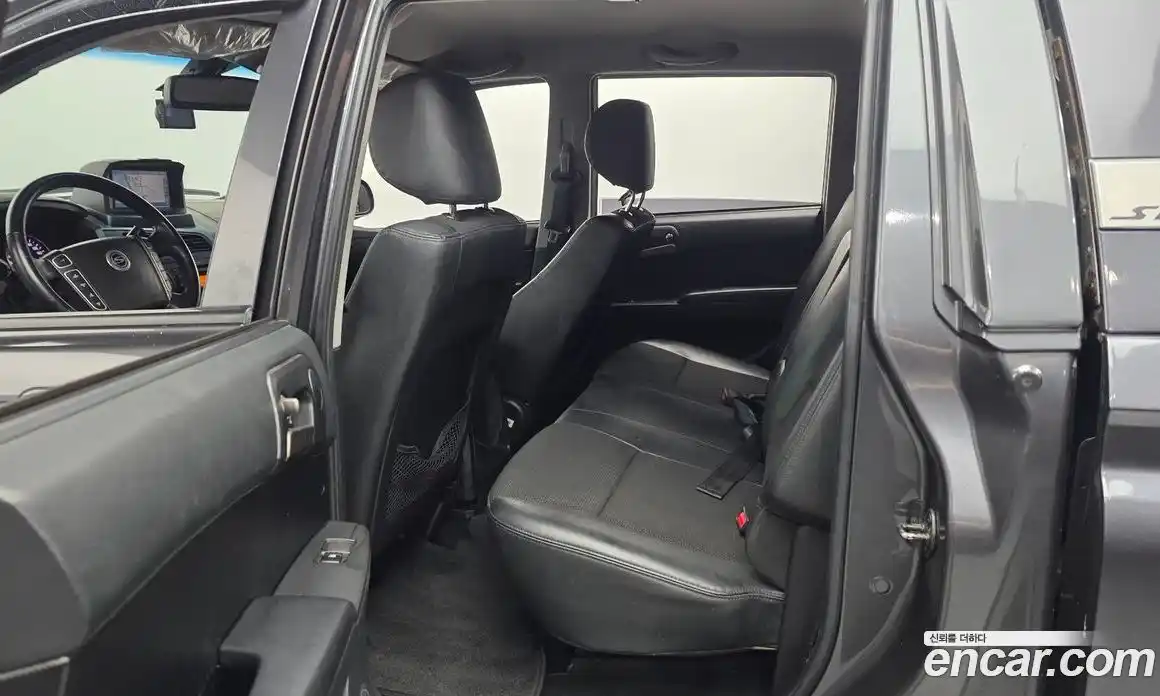 SsangYong Korando 2014 2.0 автомат (гидро), фото 11