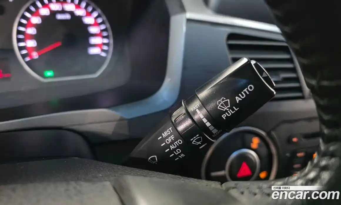 SsangYong Korando 2014 2.0 автомат (гидро), фото 15