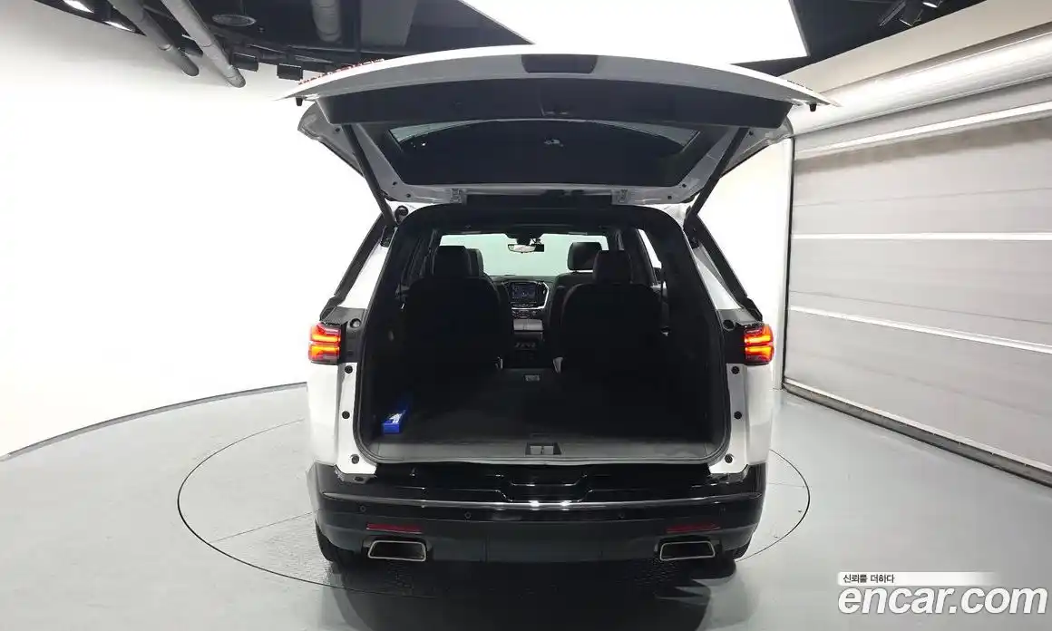 Chevrolet Traverse 2023 3.6 автомат (гидро), фото 26