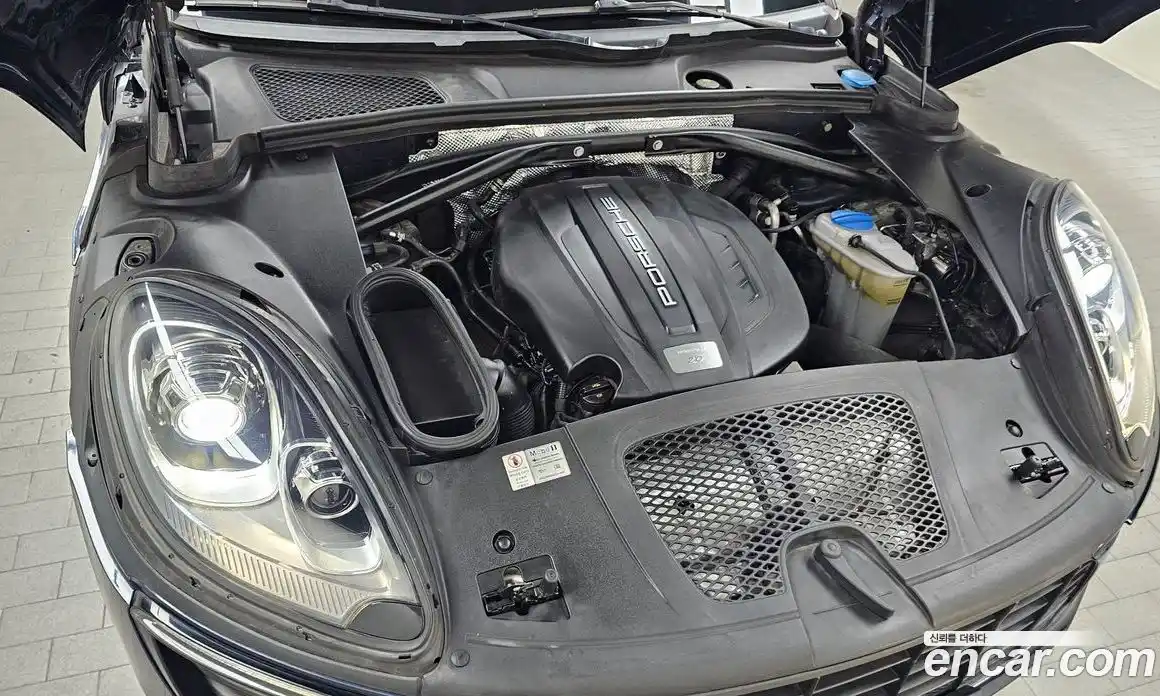 Porsche Macan 2015 2.0 автомат (гидро), фото 6