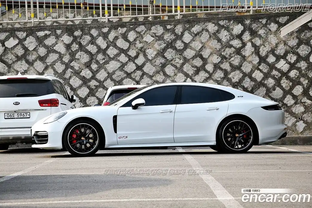 Porsche Panamera 2019 4.0 автомат (гидро), фото 4