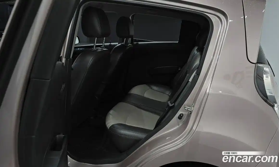 Chevrolet Spark 2012 1.0 автомат (гидро), фото 18