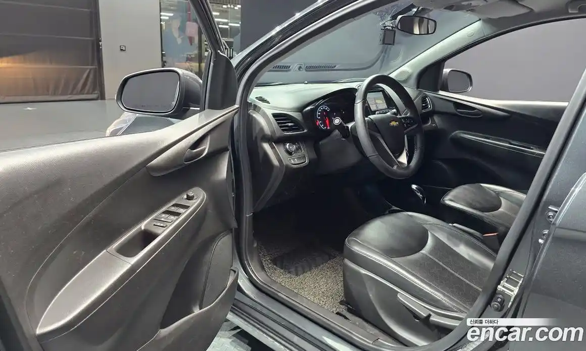 Chevrolet Spark 2017 1.0 автомат (гидро), фото 13