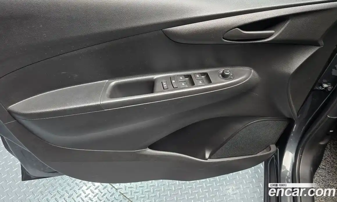 Chevrolet Spark 2017 1.0 автомат (гидро), фото 14