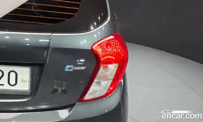 Chevrolet Spark 2017 1.0 автомат (гидро), миниатюра 9
